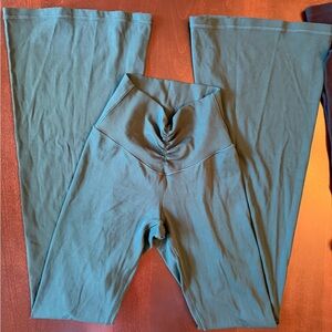 High-Waist Teal Flare Leggings